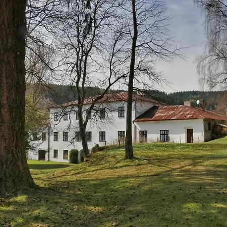 Nezamek Guest house